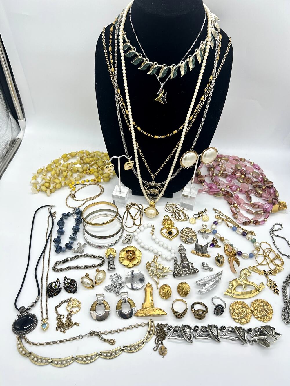 Vintage Estate Jewelry Lot ALL SIGNED 50+ Pieces Trifari Monet Sarah Cov Costume